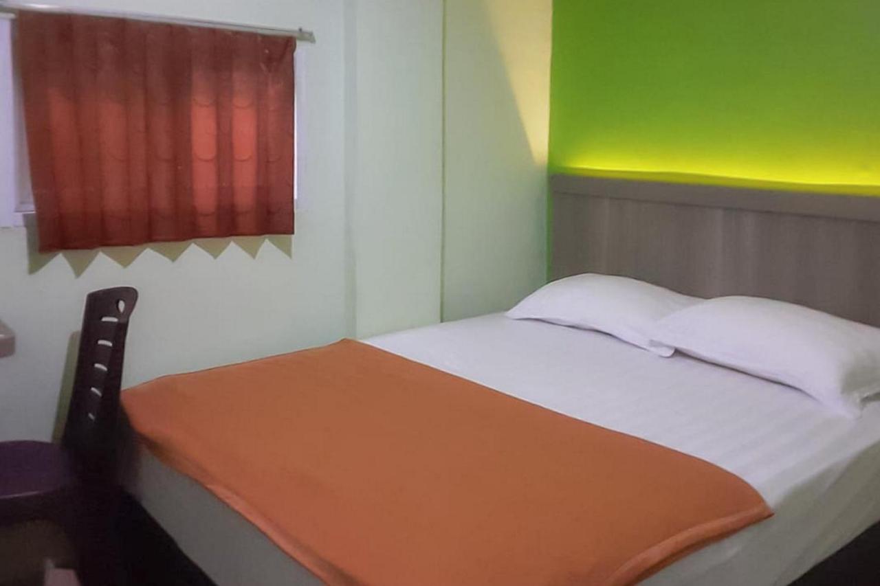 Guest House Anak Raja Pangkalan Bun Syariah Mitra Reddoorz 外观 照片
